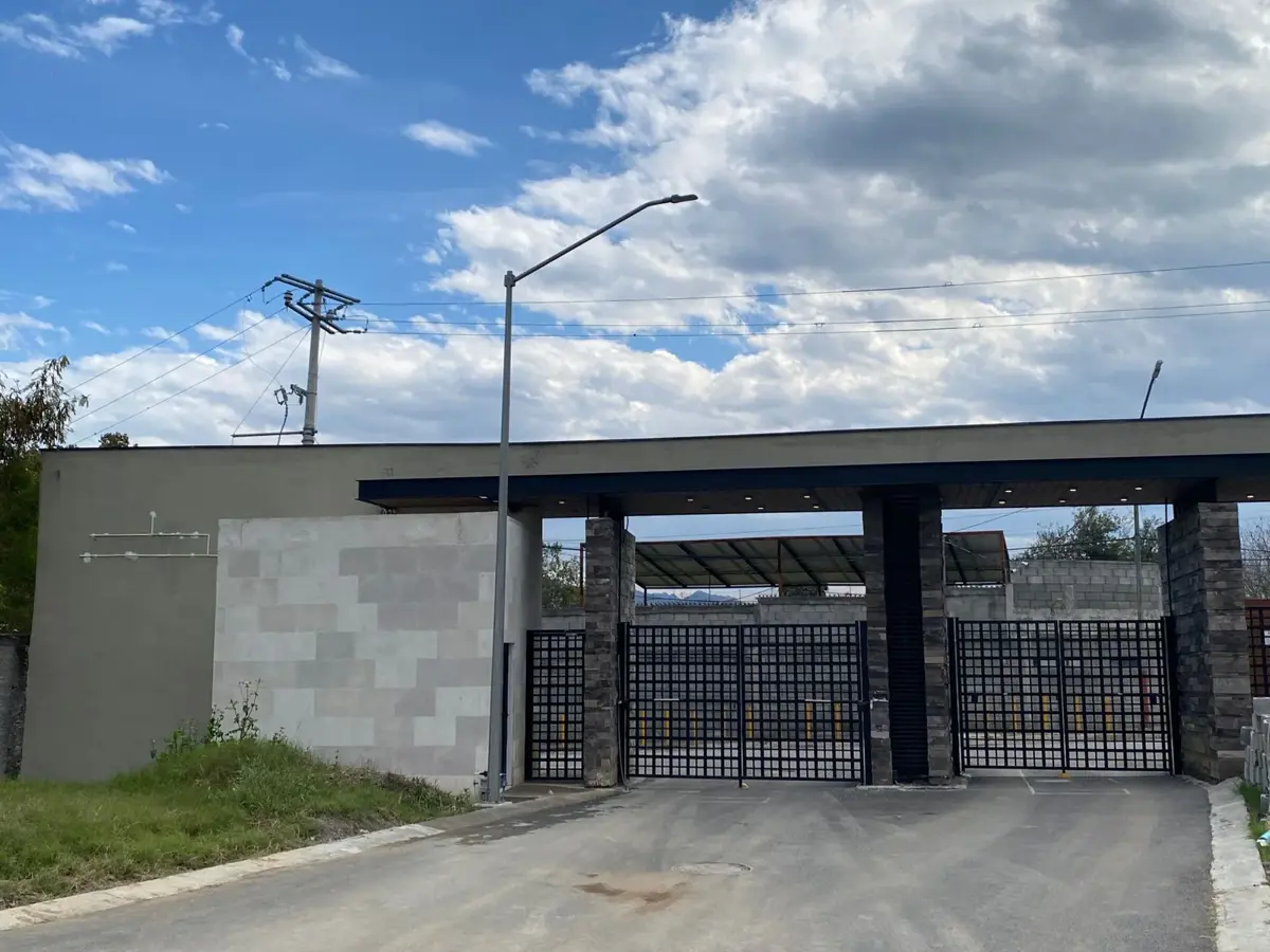 Terreno en Venta en Arboledas, Santiago, Nuevo León