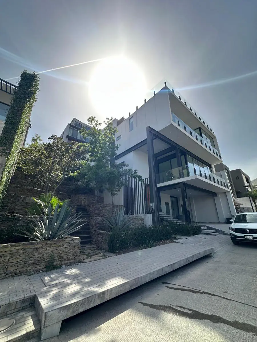 Casa en Venta en Balcones del Campestre, San Pedro Garza García, Nuevo León