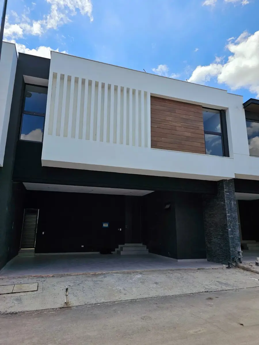 Casa en Venta en San Andres, Santiago, Nuevo León