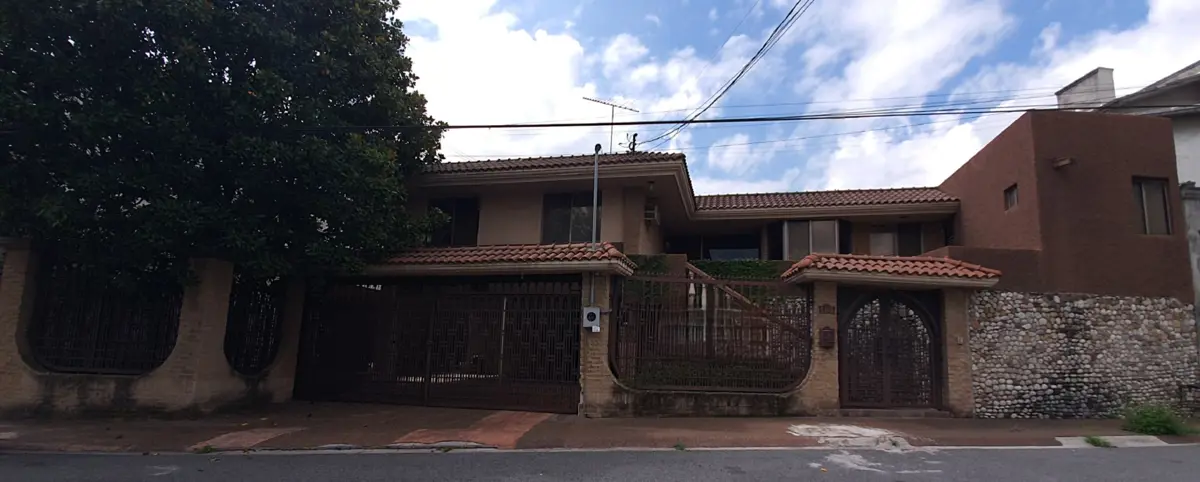 Casa en Venta en Vista Hermosa, Monterrey, Nuevo León