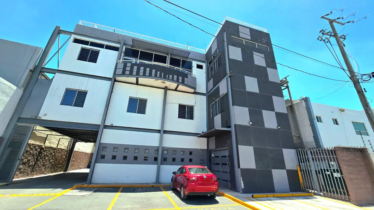 Oficina en Renta en Regio Parque Industrial, Apodaca, Nuevo León