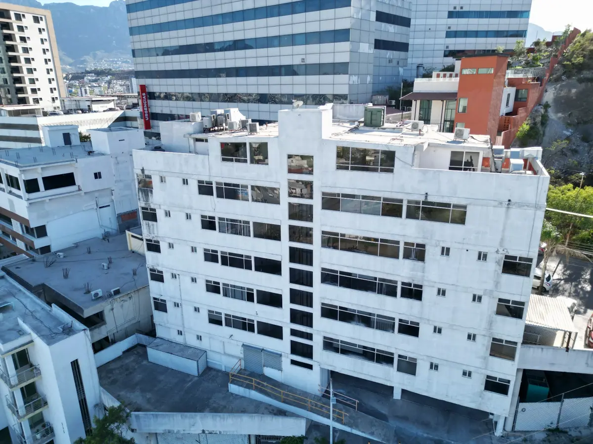 Edificio en Venta en Balcones de Galerías, Monterrey, Nuevo León