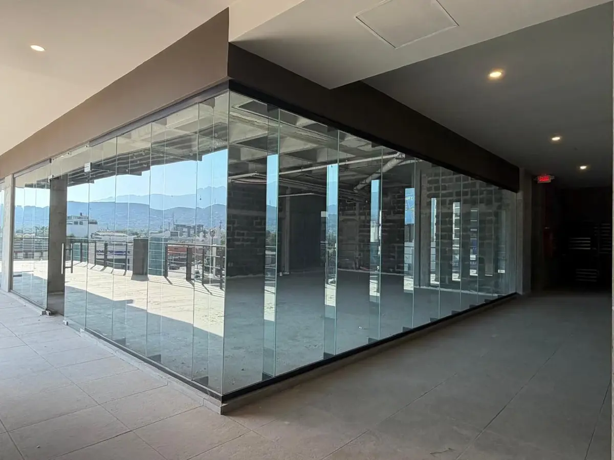 Local en Venta en Roma, Monterrey, Nuevo León