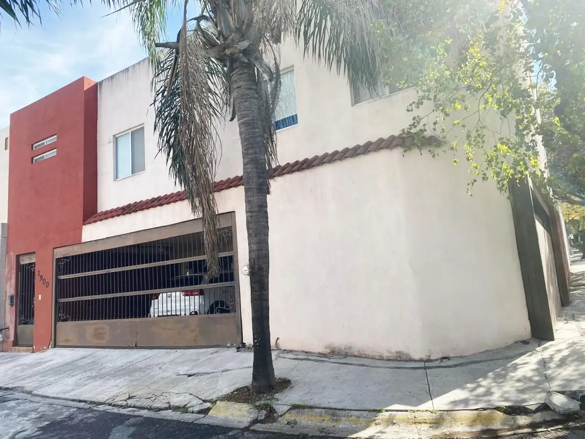 Casa en Venta en Bosques del Contry, Guadalupe, Nuevo León