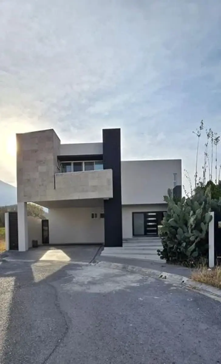 Casa en Venta en Carolco, Monterrey, Nuevo León