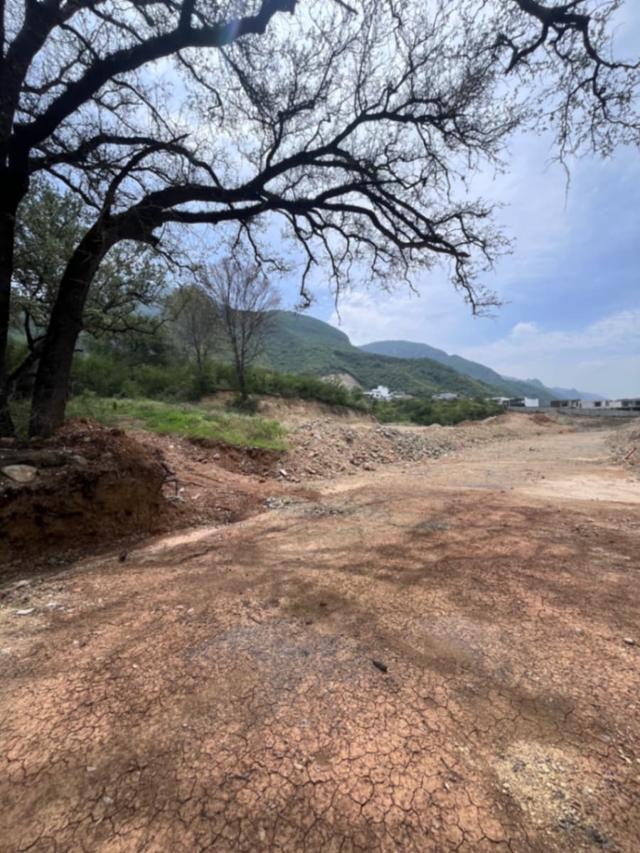 Terreno en Venta en El Uro Oriente, Monterrey, Nuevo León