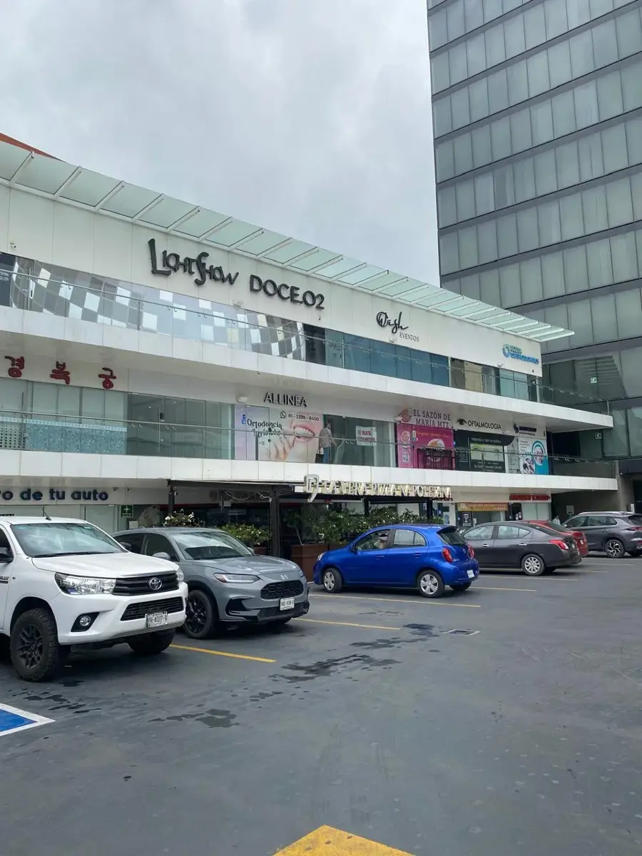 Local en Renta en Santa Engracia, San Pedro Garza García, Nuevo León