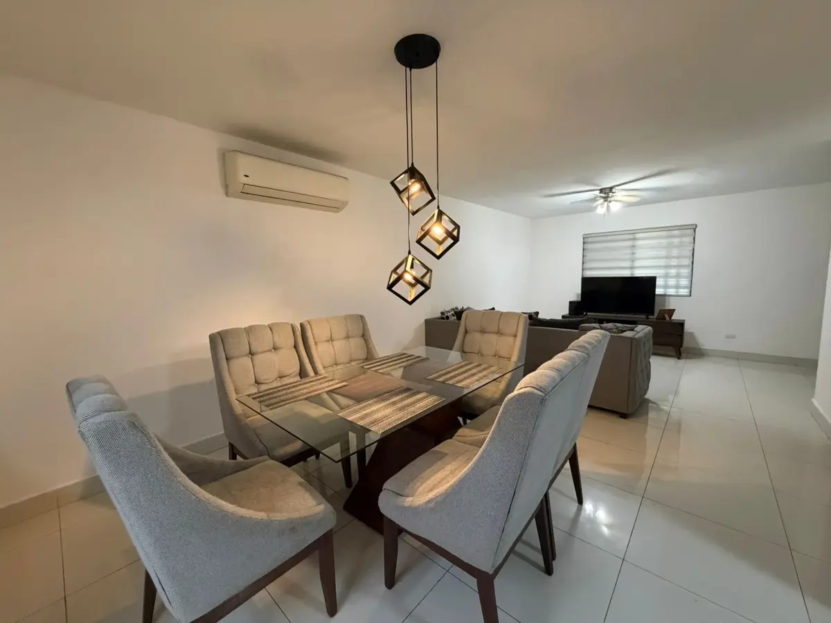 Casa en Renta en Cerradas Concordia, Apodaca, Nuevo León