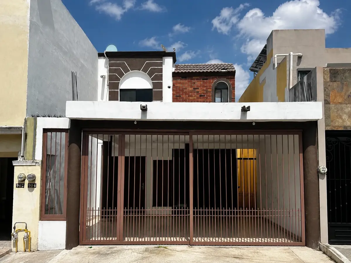 Casa en Venta en Real de Cumbres, Monterrey, Nuevo León