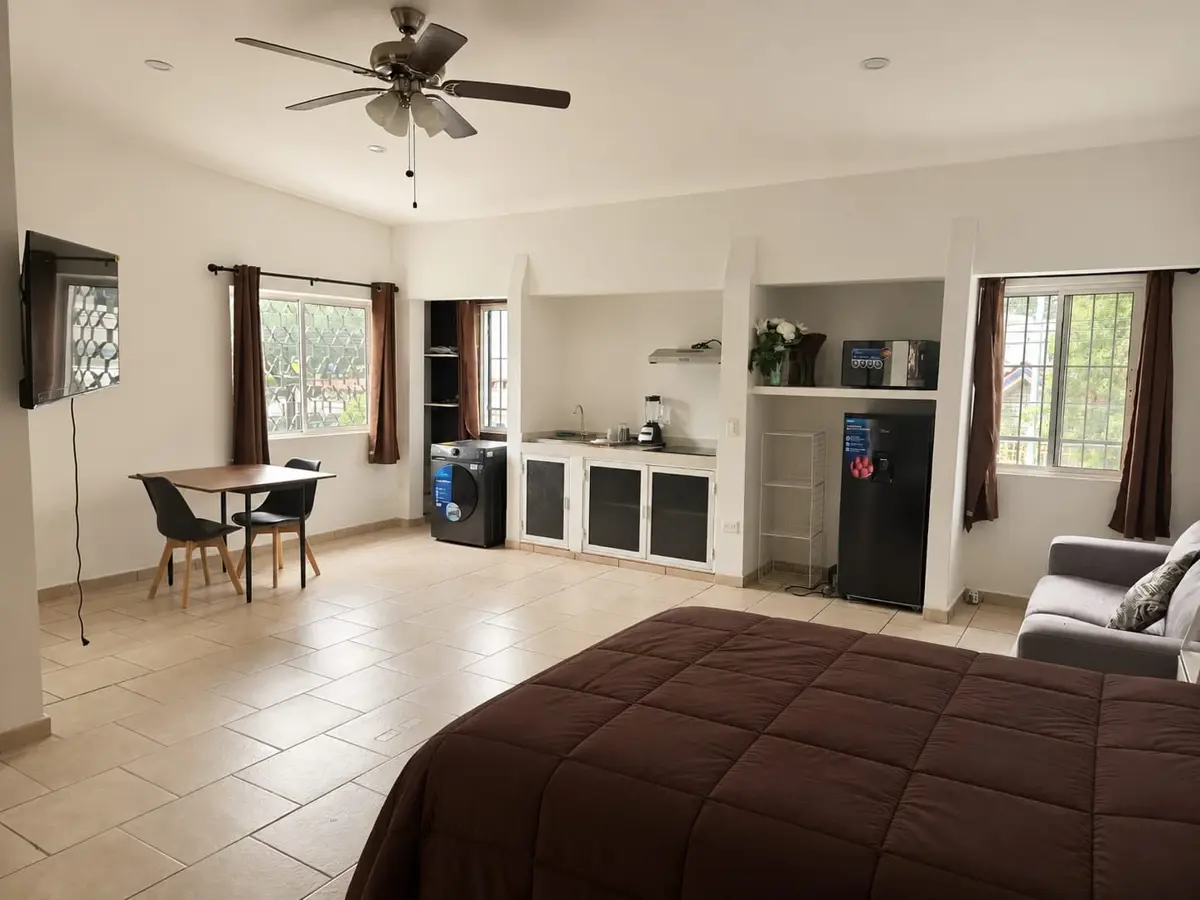 Departamento en Renta en Valle de las Brisas, Monterrey, Nuevo León