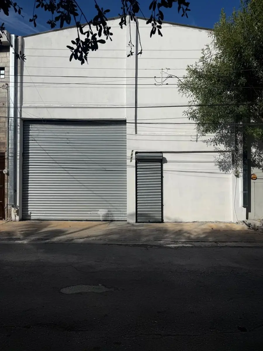 Bodega en Renta en Plutarco Elias Calles, Monterrey, Nuevo León