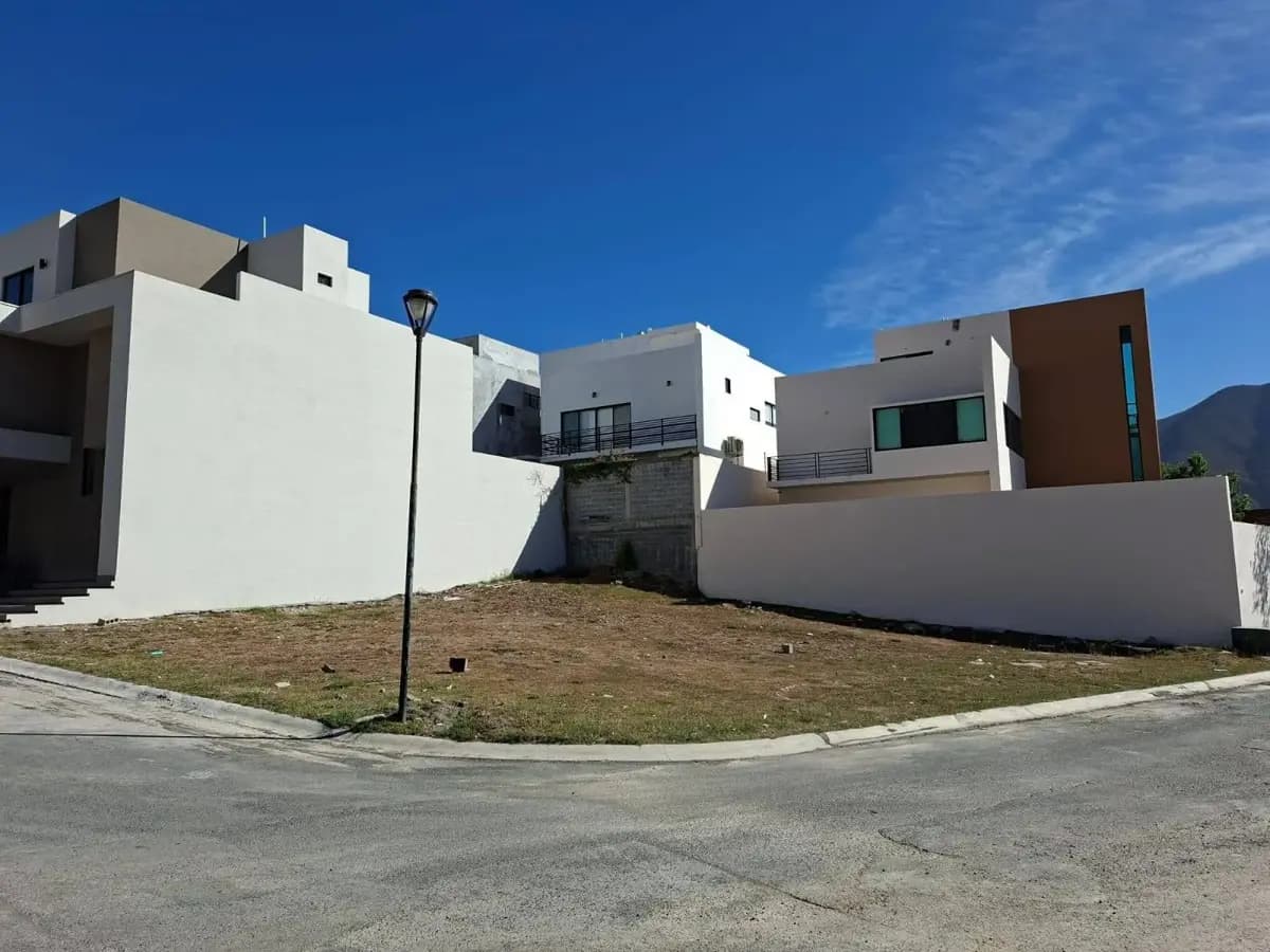 Terreno en Venta en El Uro, Monterrey, Nuevo León