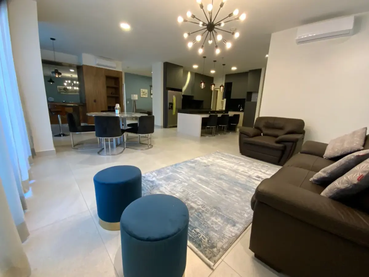 Departamento en Renta en Vía Cordillera, Santa Catarina, Nuevo León