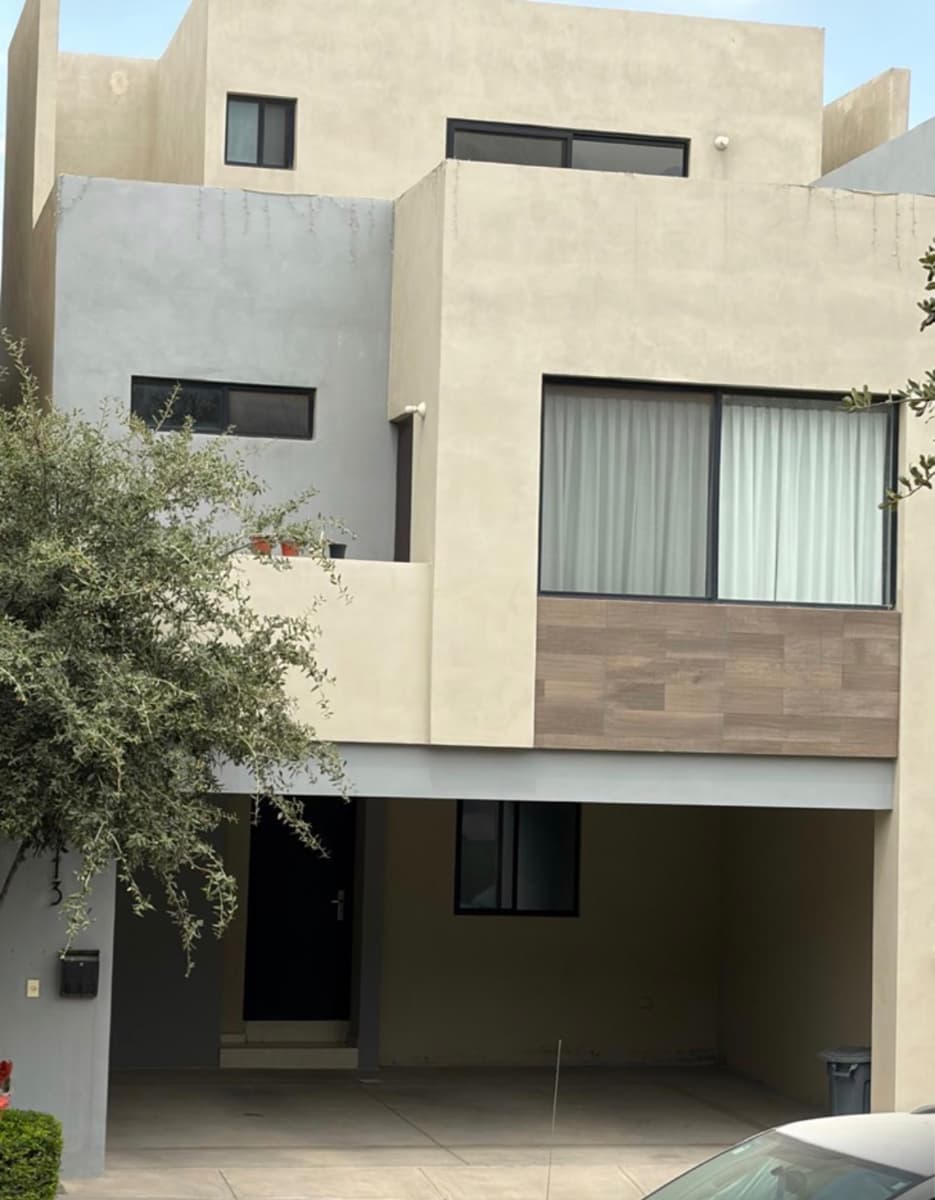 Casa en Renta en Rincón de la Sierra, García, Nuevo León