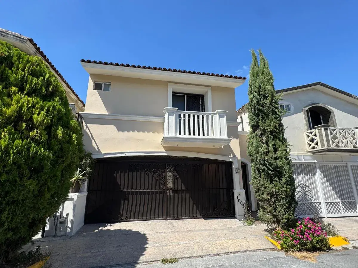 Casa en Renta en Cerradas de Anáhuac, General Escobedo, Nuevo León